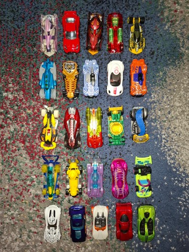 Hot wheels autos - 20, stück